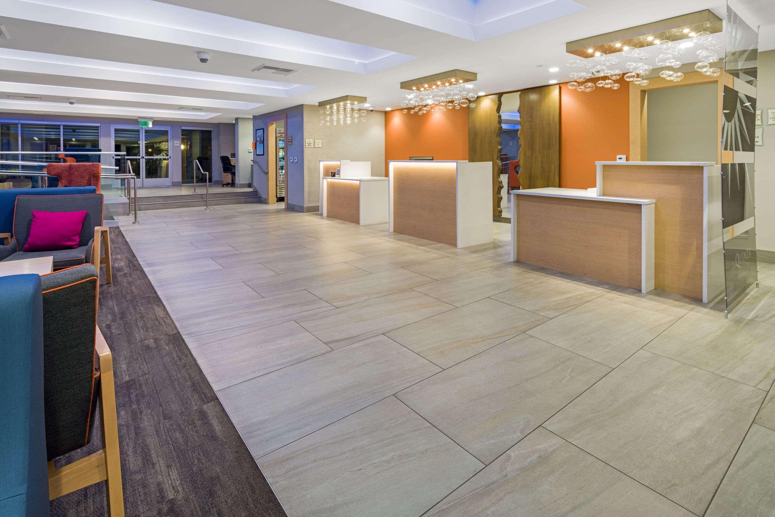 La Quinta By Wyndham Orange County Airport Hotel Santa Ana Exterior photo