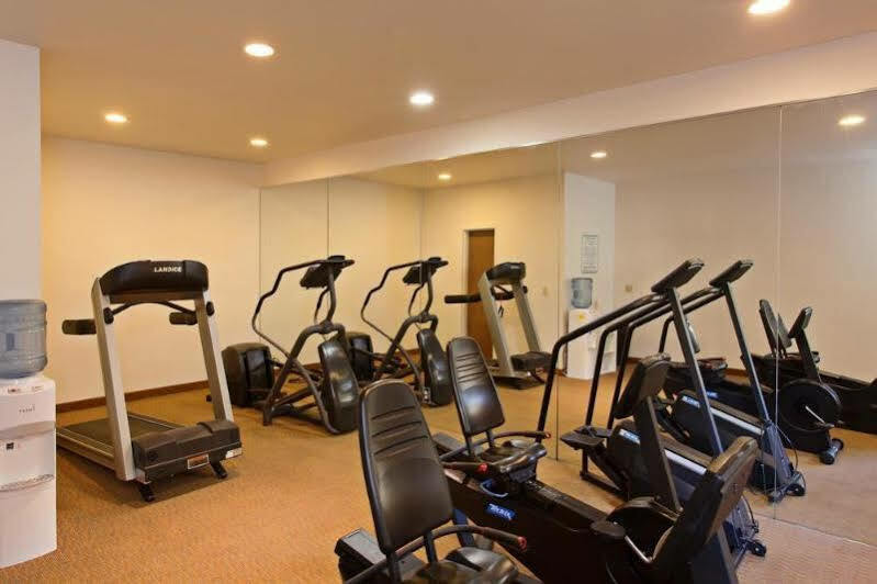La Quinta By Wyndham Orange County Airport Hotel Santa Ana Exterior photo